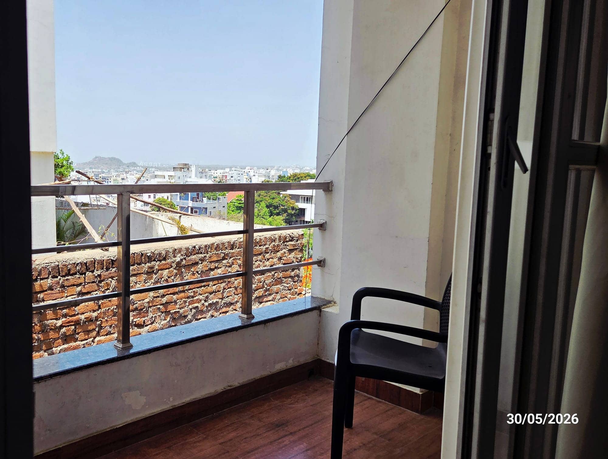 3 BHK — photo 13