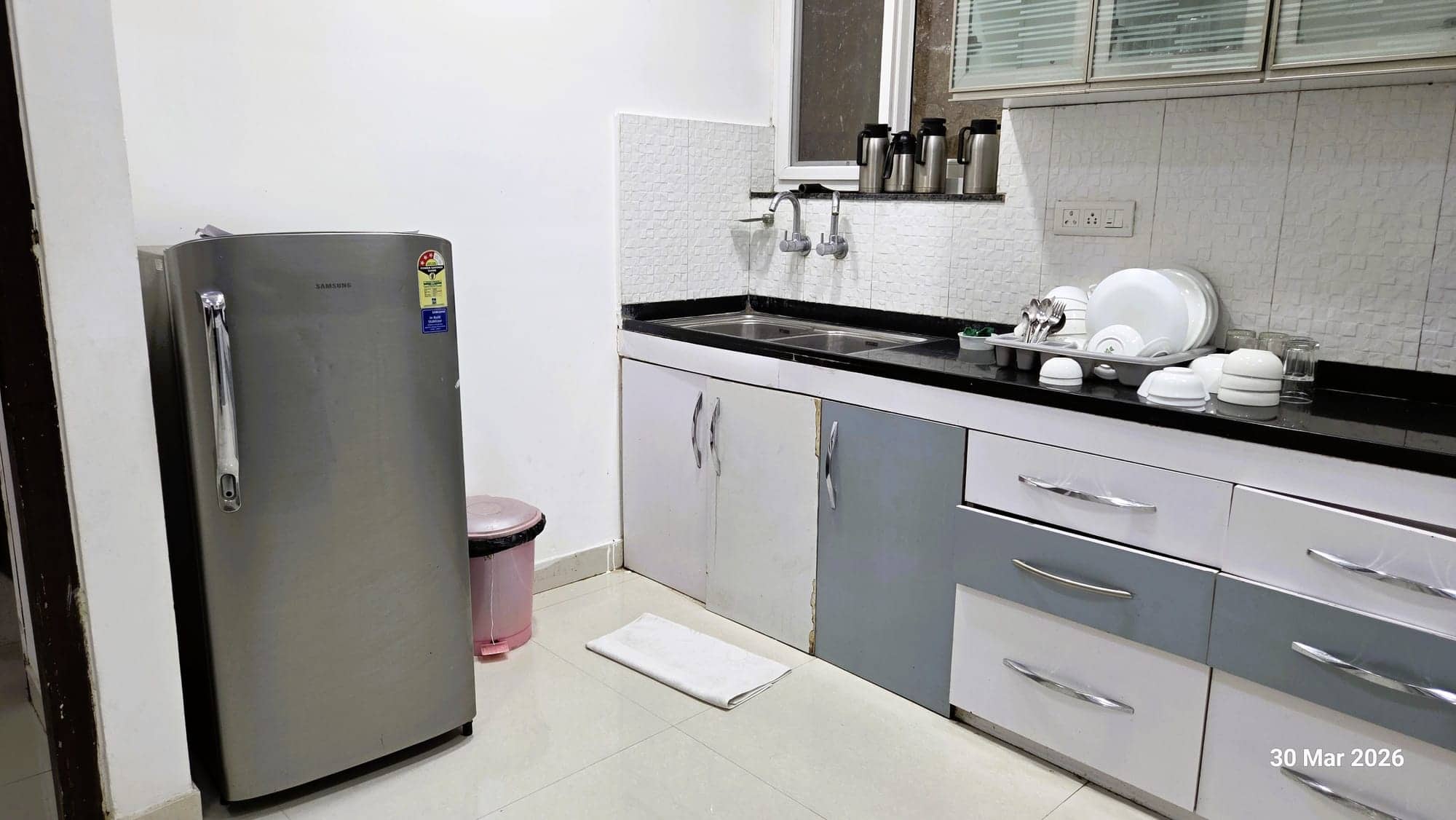 4 BHK — photo 17