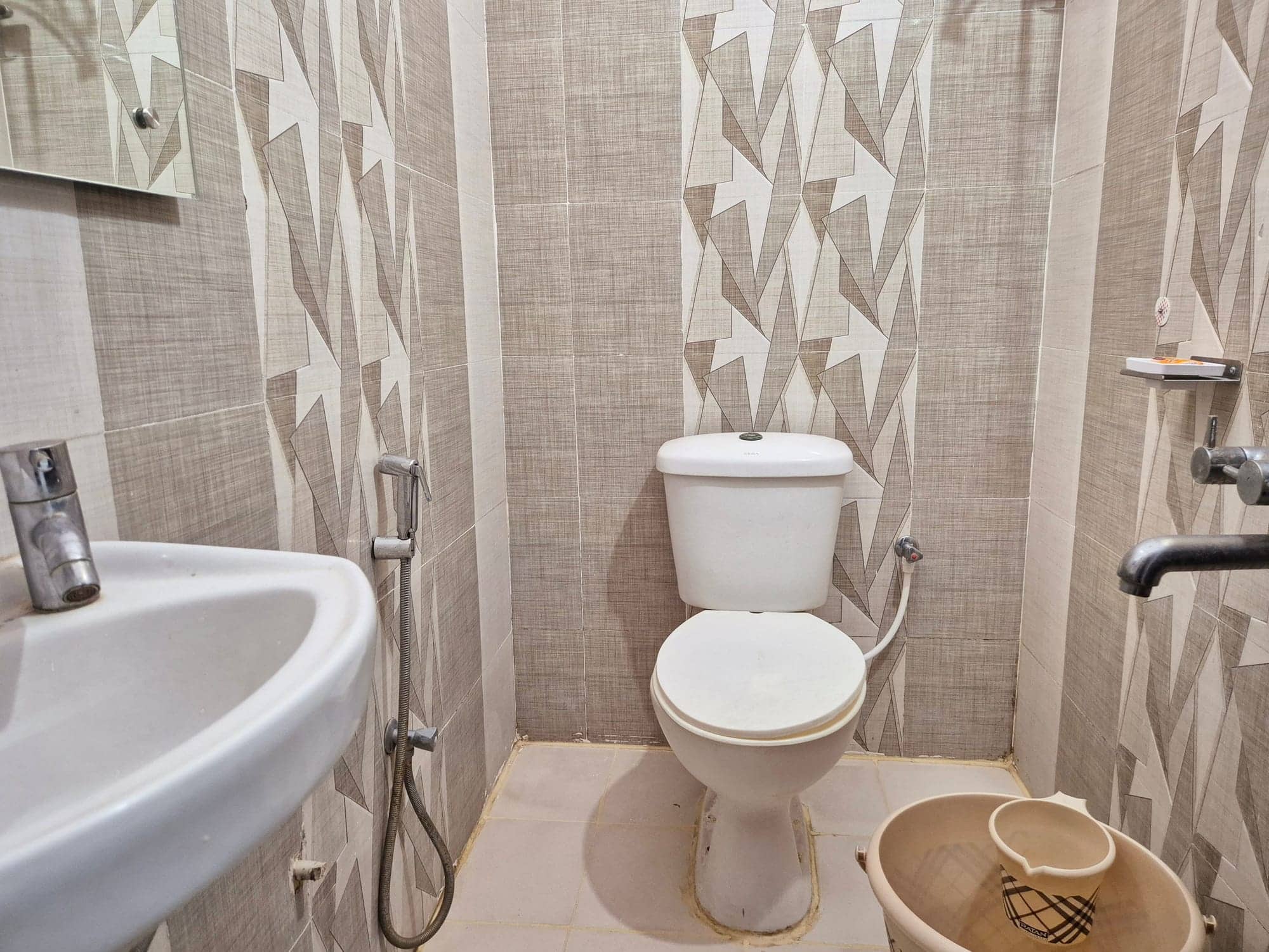 Standard 2 BHK — photo 11