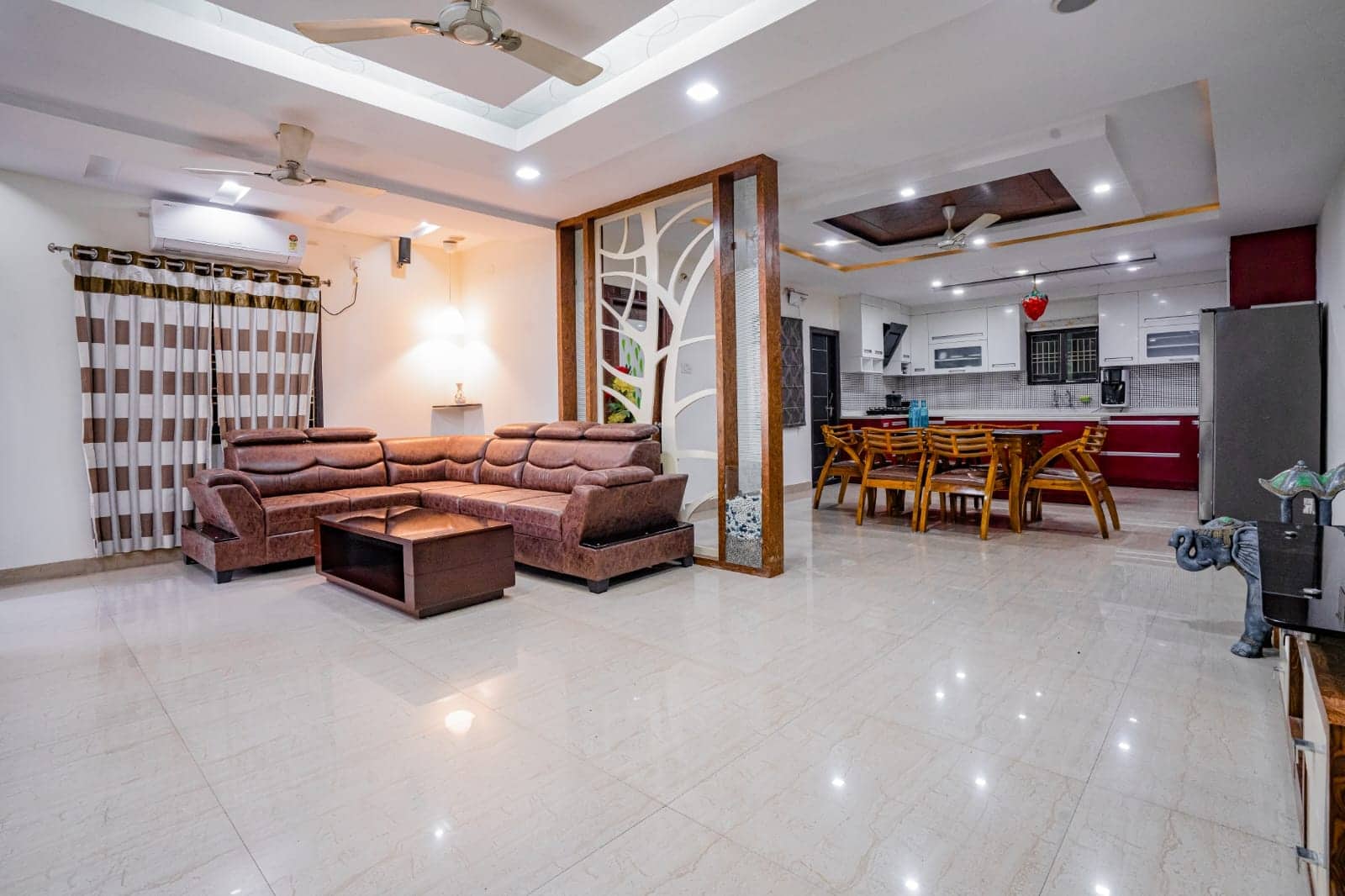 Spacious 3 BHK — photo 2