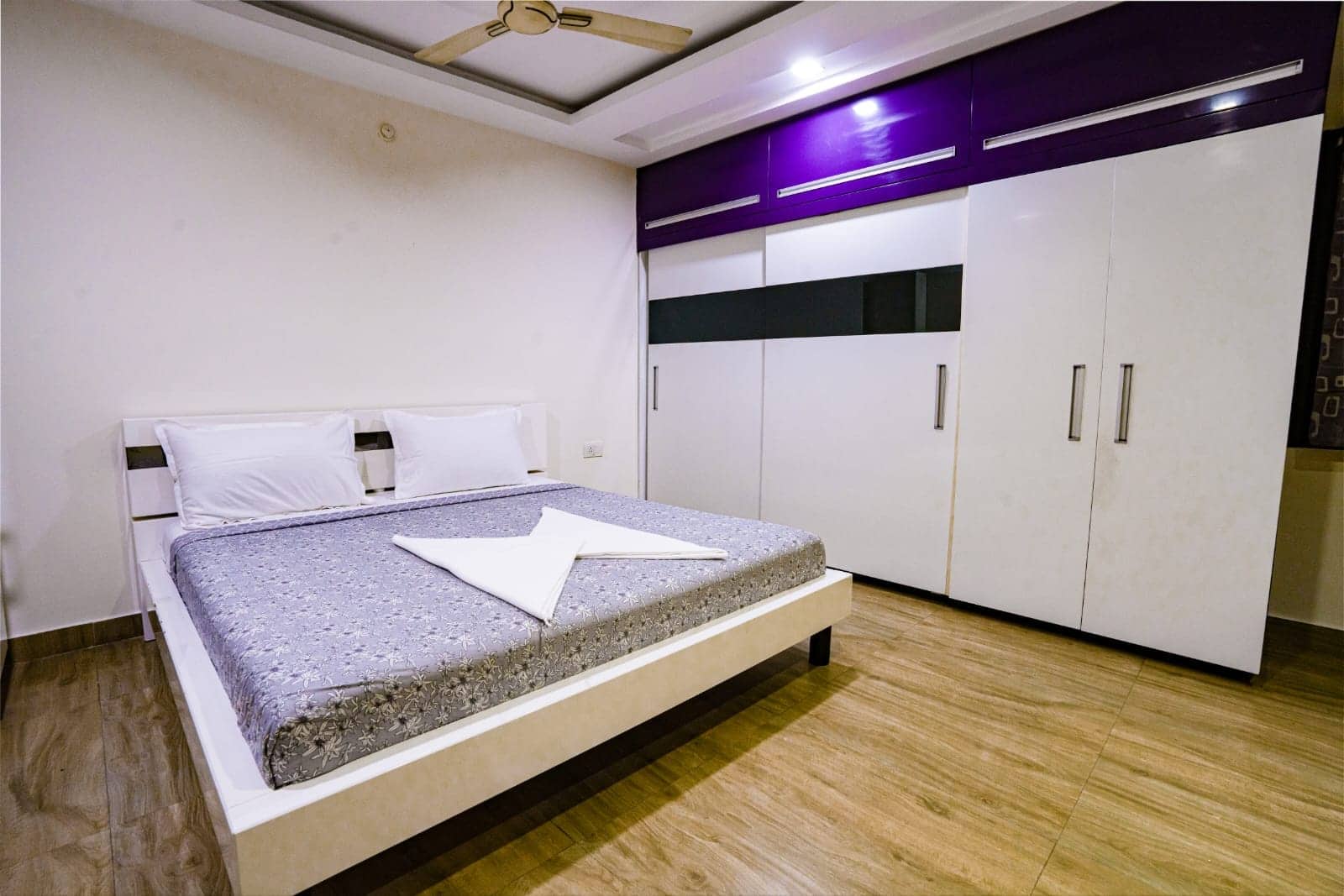 Spacious 3 BHK — photo 6