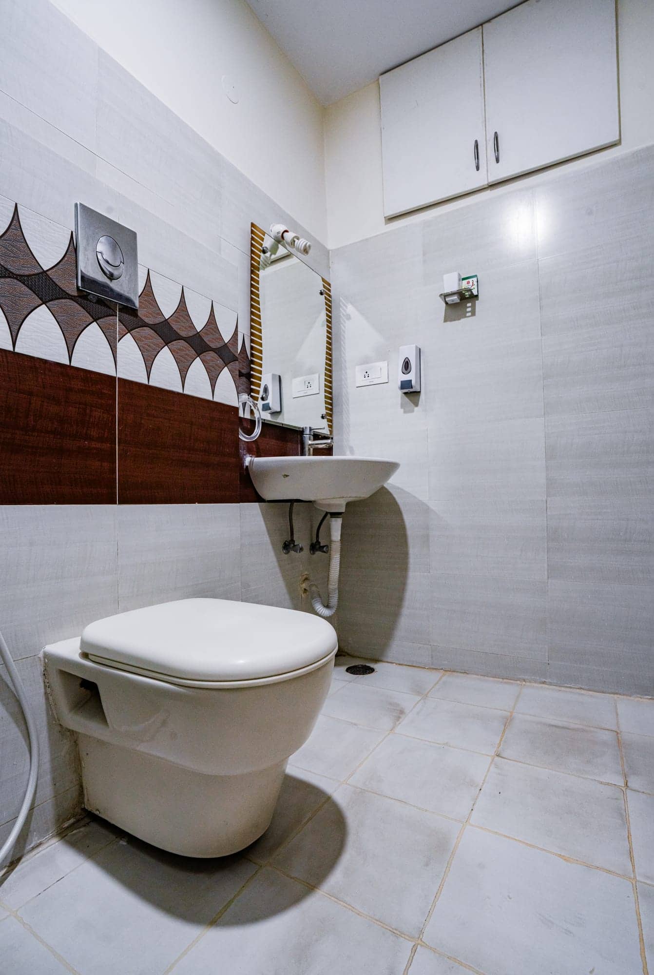 Spacious 3 BHK — photo 15