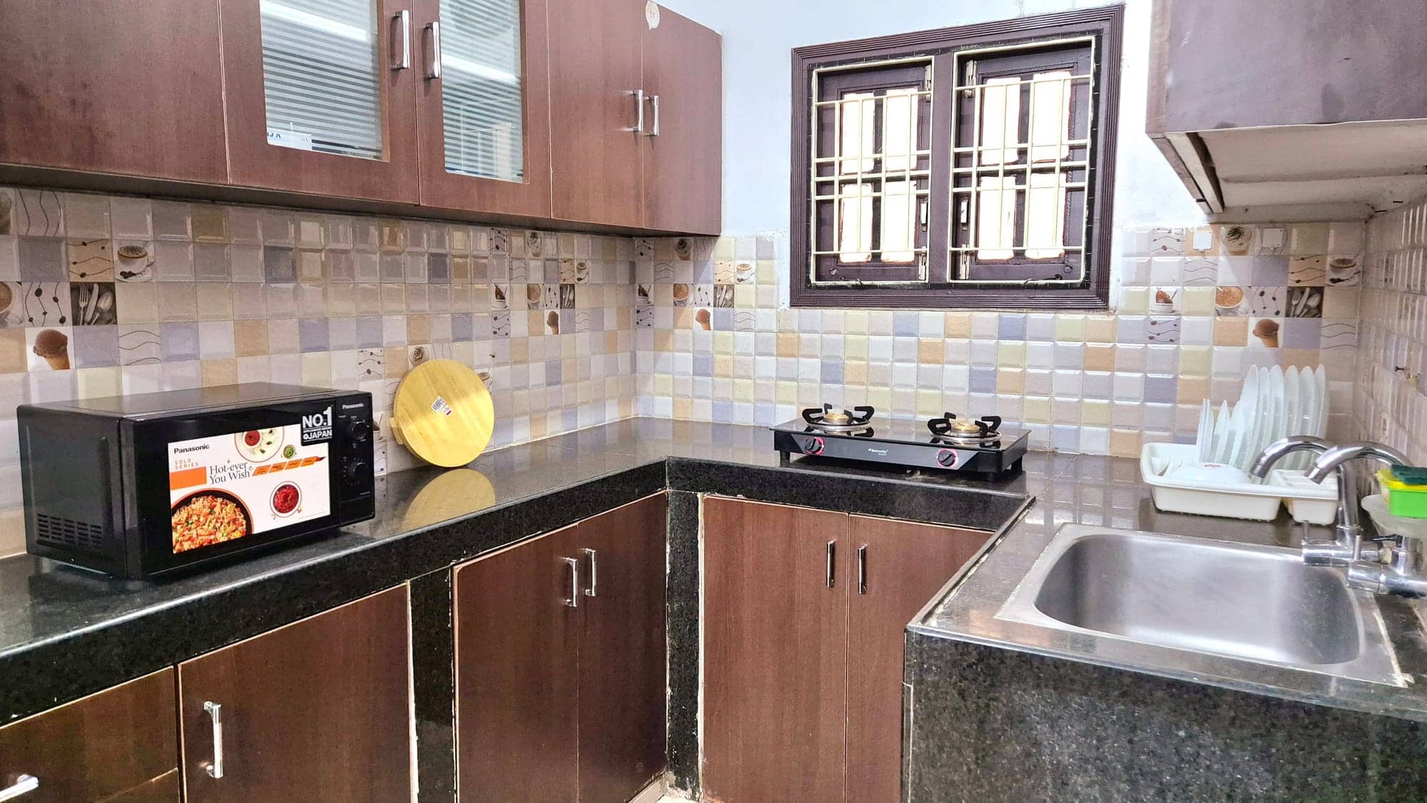 Spacious 2 BHK — photo 9