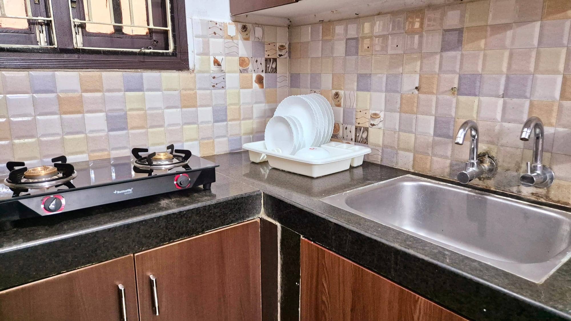 Spacious 2 BHK — photo 10