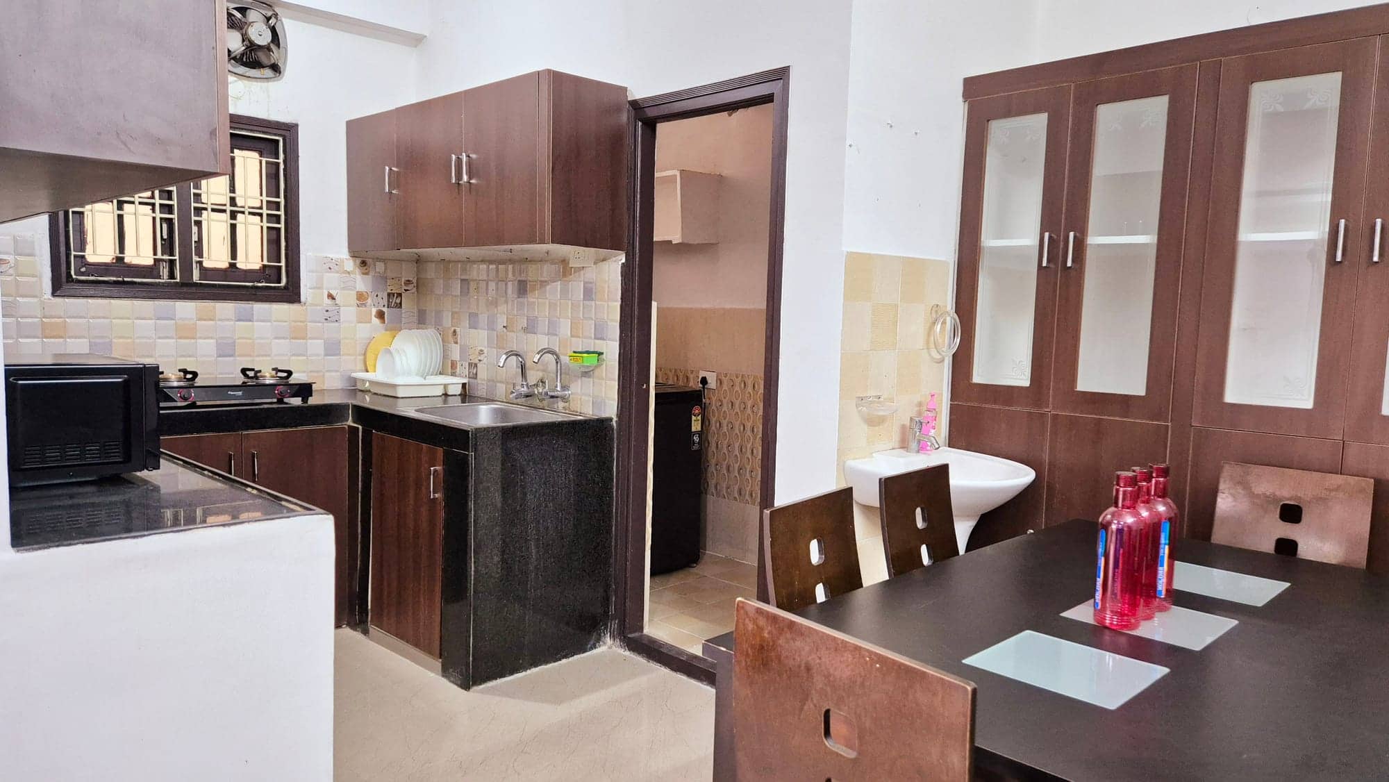 Spacious 2 BHK — photo 12