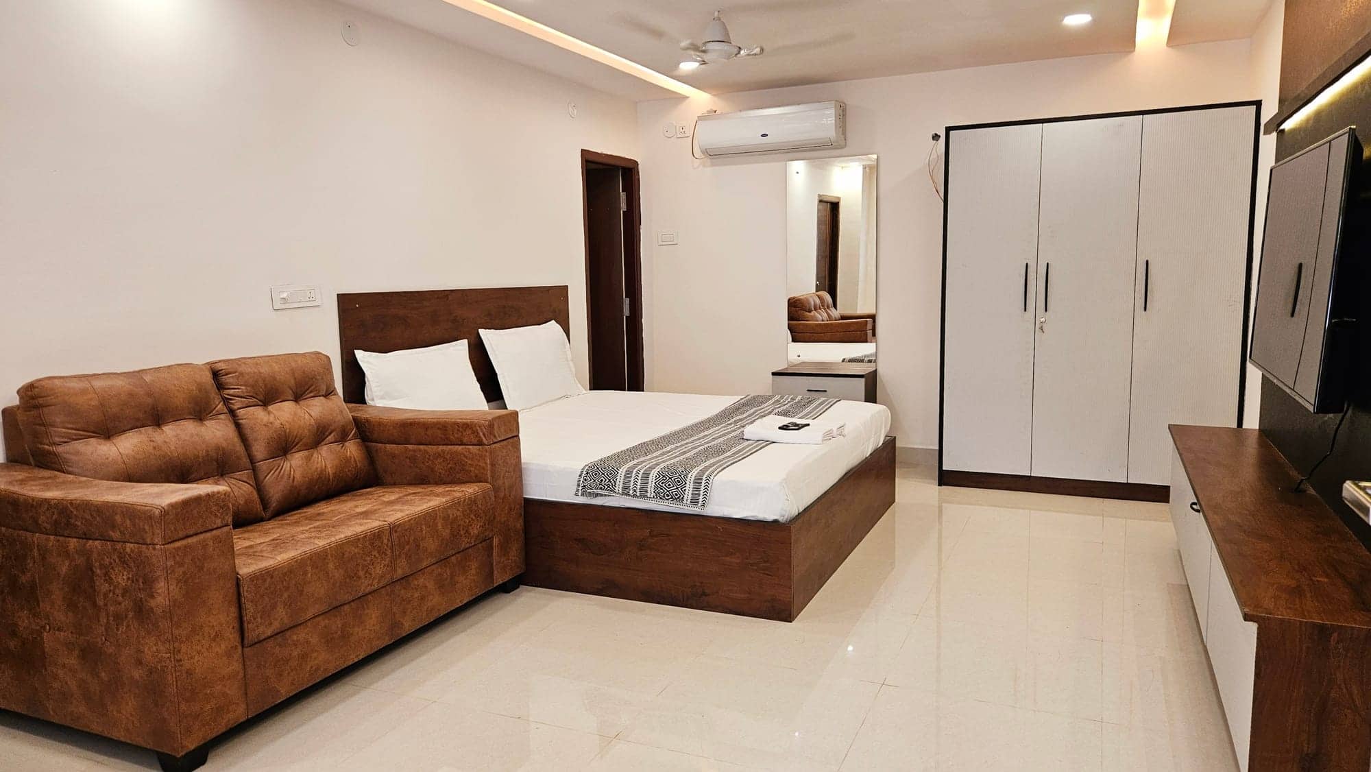 1 BHK — 1 BHK in Gachibowli